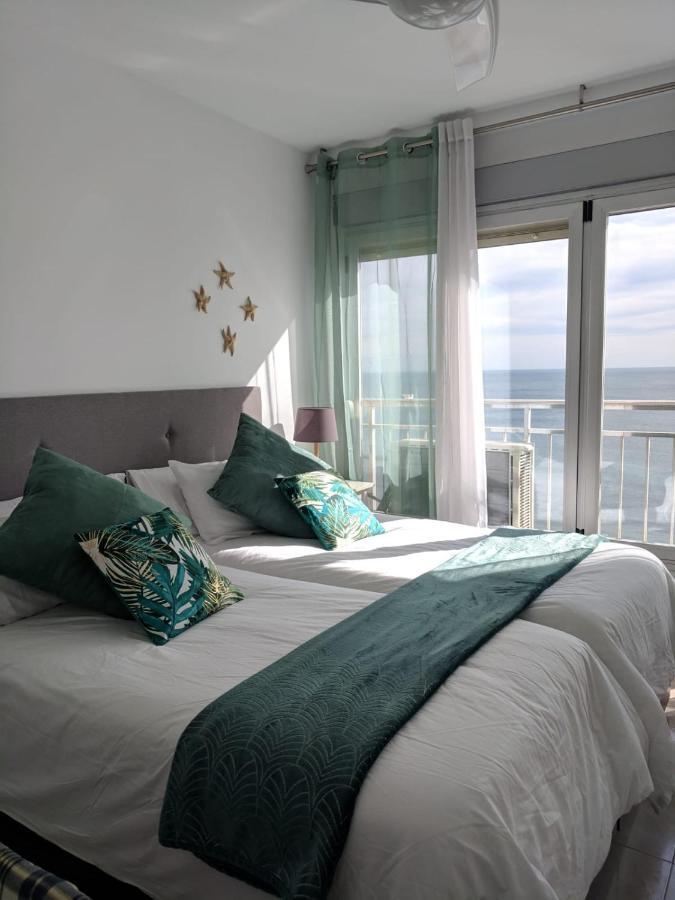 Apartamento Con Vistas Al Mar Primera Linea De Playa Del Postiguet Alicante Bagian luar foto