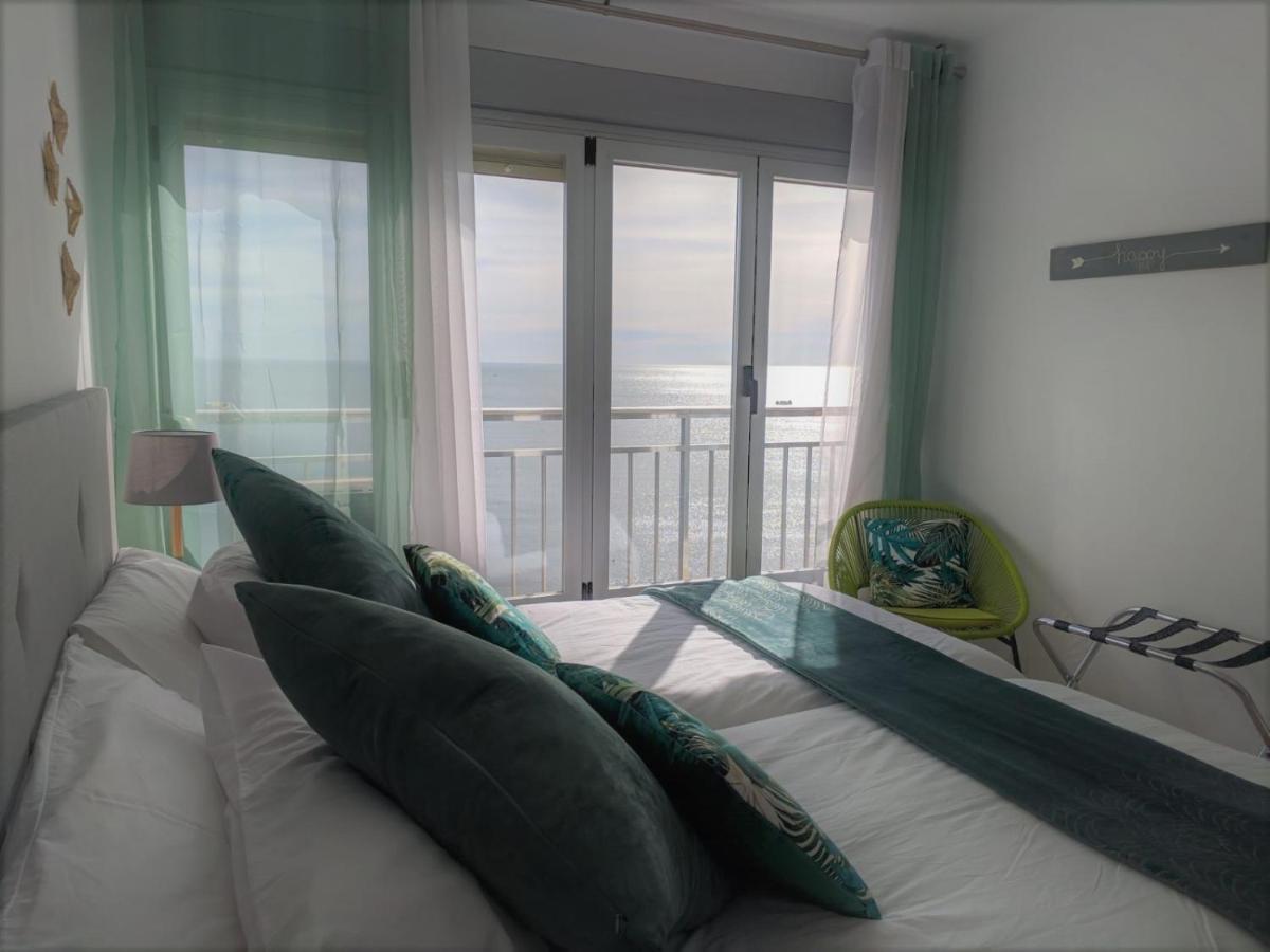 Apartamento Con Vistas Al Mar Primera Linea De Playa Del Postiguet Alicante Bagian luar foto