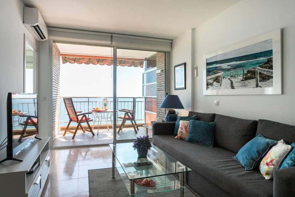 Apartamento Con Vistas Al Mar Primera Linea De Playa Del Postiguet Alicante Bagian luar foto