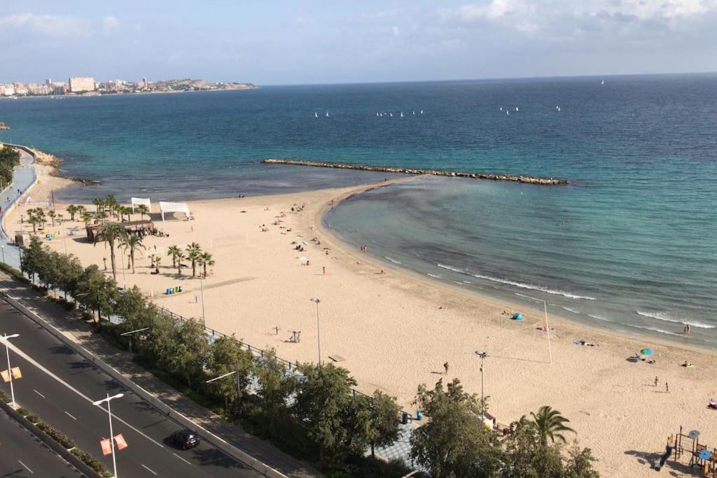 Apartamento Con Vistas Al Mar Primera Linea De Playa Del Postiguet Alicante Bagian luar foto