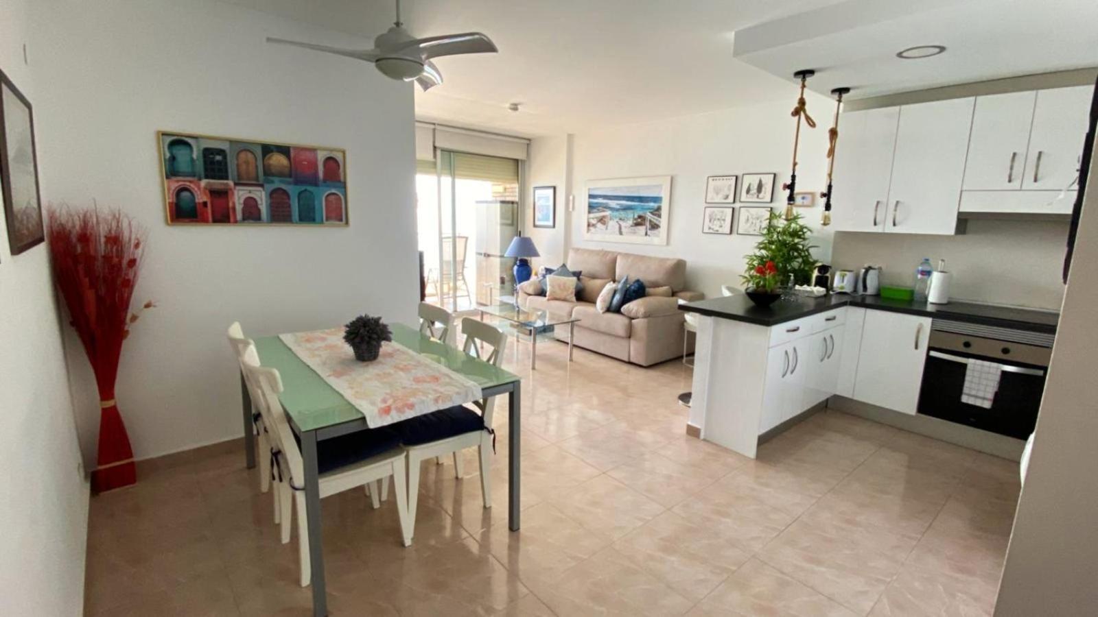 Apartamento Con Vistas Al Mar Primera Linea De Playa Del Postiguet Alicante Bagian luar foto