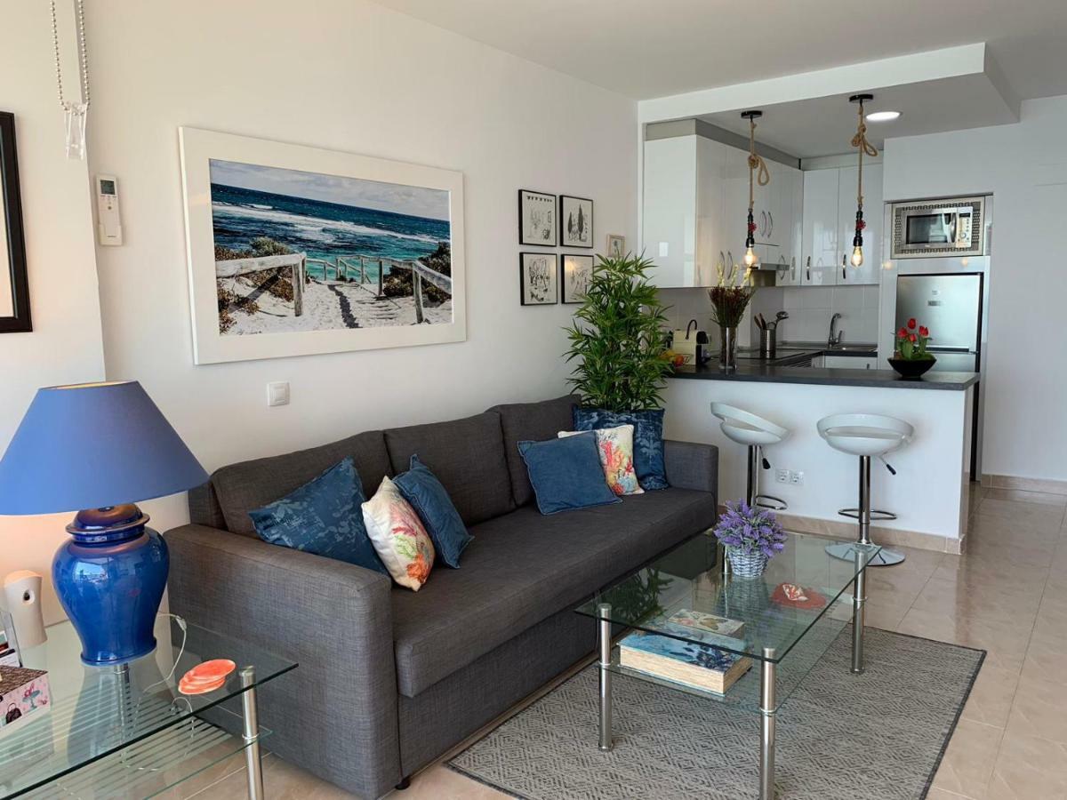 Apartamento Con Vistas Al Mar Primera Linea De Playa Del Postiguet Alicante Bagian luar foto