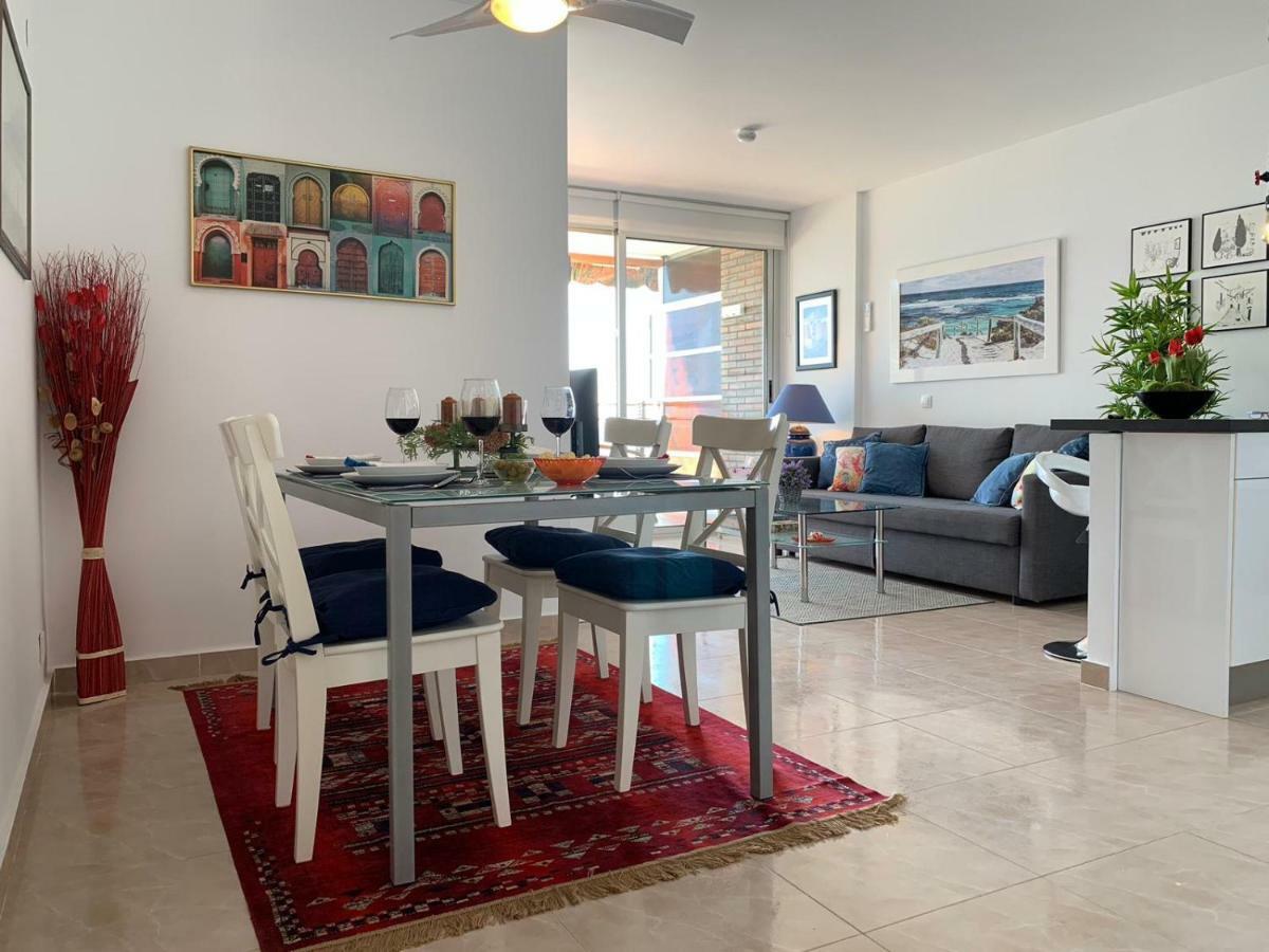 Apartamento Con Vistas Al Mar Primera Linea De Playa Del Postiguet Alicante Bagian luar foto